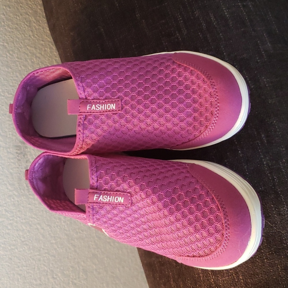 Saguaro Mesh Walking, orthopedic sock sneaker wegde Size 39 color Fushia.